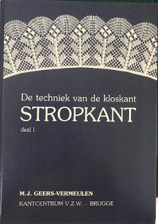 De techniek van de kloskant stropkant boek en twee mapjes (kantklossen)