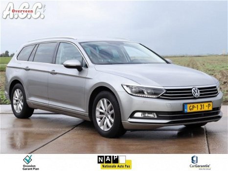 Volkswagen Passat Variant - 1.6 TDi Business AUTOMAAT - 1