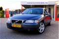 Volvo S60 - 2.4 Momentum Leder/Navi/Clima/Xenon - 1 - Thumbnail