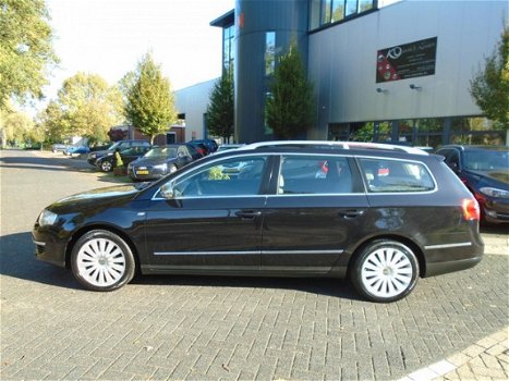 Volkswagen Passat Variant - 2.0 FSI Comfortline - 1