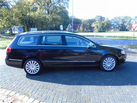 Volkswagen Passat Variant - 2.0 FSI Comfortline - 1