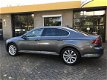 Volkswagen Passat - 1.6 TDI Highline Panodak Climate Control - 1 - Thumbnail