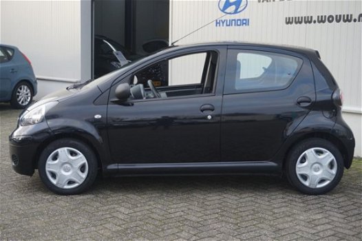 Toyota Aygo - 1.0-12V Cool 5drs APK 11-2020 - 1