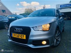 Audi A1 Sportback - 1.2 TFSI S-Line / Navi / Audio / LM / Zeer mooi