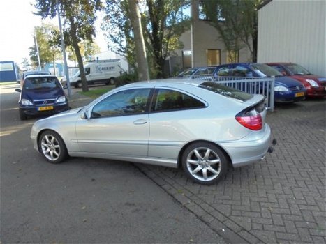 Mercedes-Benz C-klasse Sportcoupé - 180 - 1