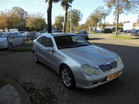 Mercedes-Benz C-klasse Sportcoupé - 180 - 1