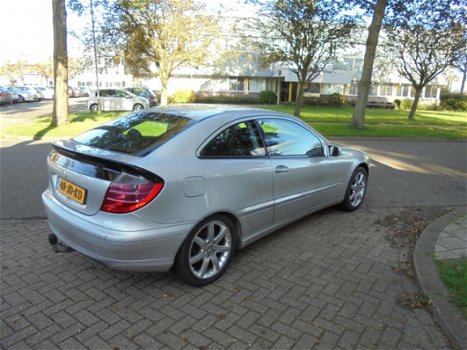 Mercedes-Benz C-klasse Sportcoupé - 180 - 1