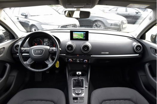 Audi A3 Sportback - 1.6 TDi 07-2016 | Navi | PDC | Blackline - 1