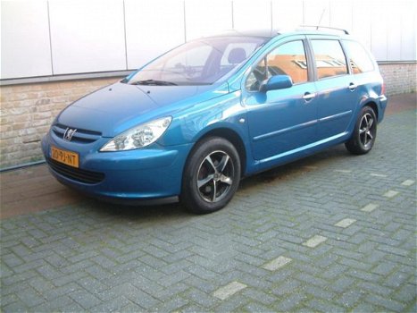 Peugeot 307 SW - 1.6 16V / MET GLAZEN DAK - 1