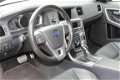 Volvo V60 - 2.4 D6 AWD Plug-In Hybrid R-Design (BTW auto) - 1 - Thumbnail