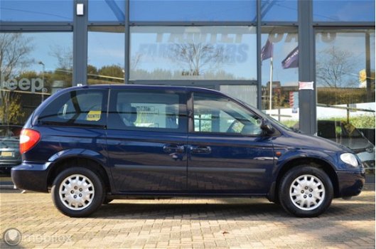 Chrysler Voyager - 2.4i Business Edition - 1