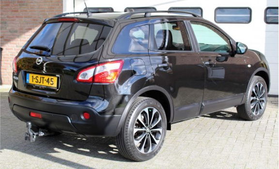 Nissan Qashqai - 1.6 16v Connect 360 95dkm Navi Pano Trekhaak - 1