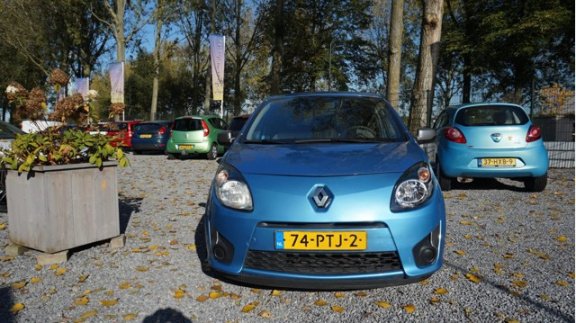 Renault Twingo - 1.2-16V Collection hele mooie twingo airco distributie-verv en pas 67, 888km - 1