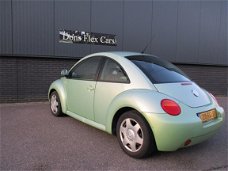 Volkswagen New Beetle - 2.0 Highline