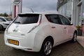 Nissan LEAF - Acenta 24 kWh 109pk 1e eigenaar I Navigatie I Dealer onderhouden I Stoelverwarming voo - 1 - Thumbnail