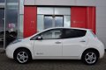 Nissan LEAF - Acenta 24 kWh 109pk 1e eigenaar I Navigatie I Dealer onderhouden I Stoelverwarming voo - 1 - Thumbnail