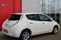 Nissan LEAF - Acenta 24 kWh 109pk 1e eigenaar I Navigatie I Dealer onderhouden I Stoelverwarming voo - 1 - Thumbnail