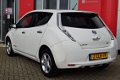 Nissan LEAF - Acenta 24 kWh 109pk 1e eigenaar I Navigatie I Dealer onderhouden I Stoelverwarming voo - 1 - Thumbnail