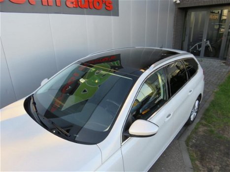 Peugeot 308 SW - 1.2 e-THP Blue Lease Executive 110 PK Panoramadak Navi Clima PDC Bluetooth Cruise - 1