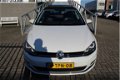Volkswagen Golf - 1.4 TSI Highline Automaat/Panoramadak/Navigatie/Xenon/Half lederen bekleding/Pdc v - 1 - Thumbnail