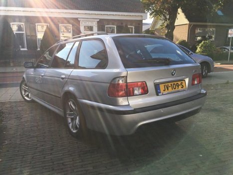 BMW 5-serie Touring - 525i M pakket, volledige historie, in prijs verlaagd - 1