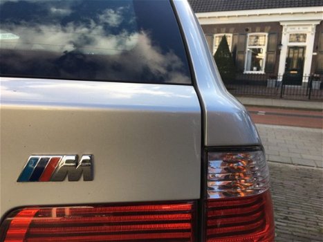 BMW 5-serie Touring - 525i M pakket, volledige historie, in prijs verlaagd - 1