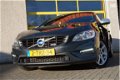 Volvo V60 - 2.0 D4 180PK R-DESIGN BJ2014 VOL-Leder | Navi | LMV-17