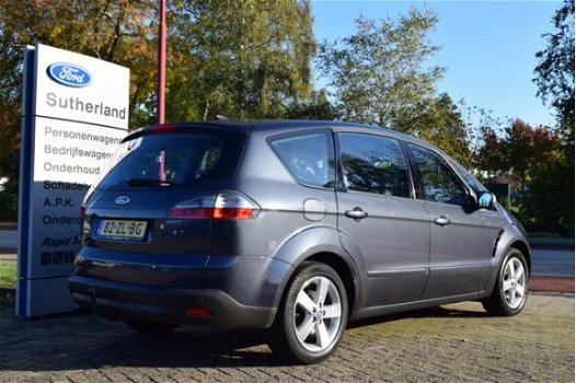 Ford S-Max - Titanium 2.0 16v 145pk | Trekhaak | Navigatie | parkeersensoren Achter | - 1