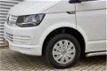Volkswagen Transporter - 2.0 Tdi 102pk L2H1 Trendline, Parkeercamera, Navigatie, Telefoon, Trekhaak - 1 - Thumbnail
