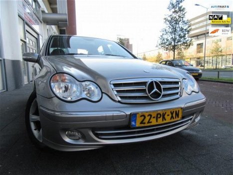 Mercedes-Benz C-klasse - 180 K. Avantgarde Facelift Navi Leer Nw Apk - 1