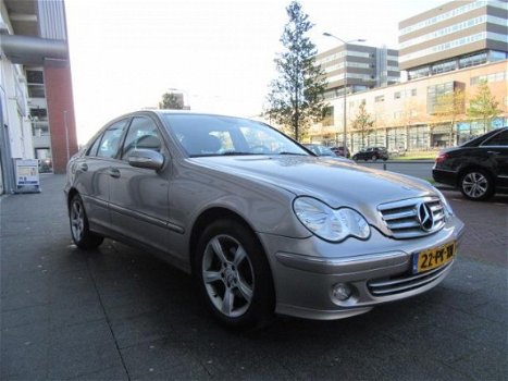 Mercedes-Benz C-klasse - 180 K. Avantgarde Facelift Navi Leer Nw Apk - 1