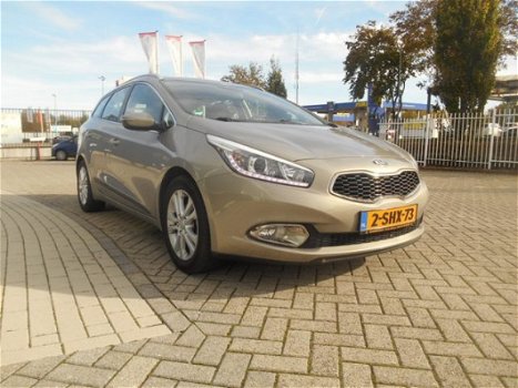 Kia Cee'd - Ceed 1.6 GDI 20TH ANNIVERSARY + TREKHAAK +NAVI - 1