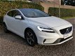 Volvo V40 - 2.0 D2 R-Design, Standkachel, Leder, 'Pano'dak - 1 - Thumbnail