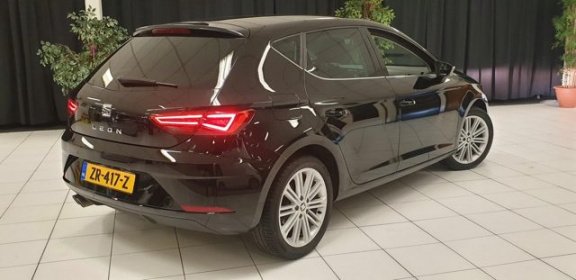 Seat Leon ST - 1.4 125 pk TSI XCELLENCE 5HB Clima/Cruise/Led/Chroom Pack/Parkersensoren V+A - 1