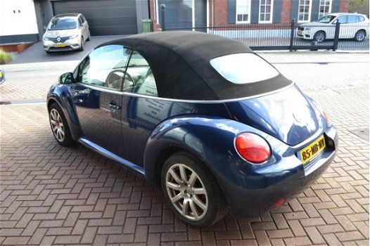 Volkswagen New Beetle Cabriolet - 2.0 85KW Cabrio - 1