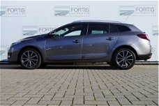 Renault Mégane Estate - 2.0 Bose Geen import/ Automaat/ Navi/ Camera/ ECC/ PDC/ Trekhaak