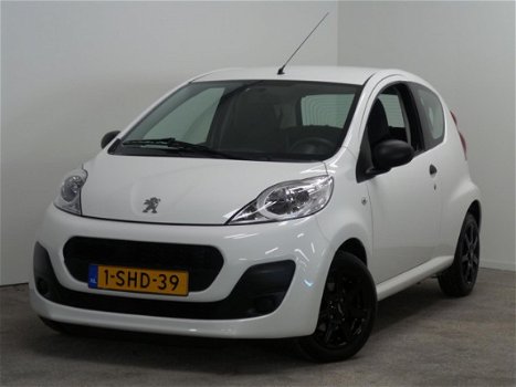 Peugeot 107 - 1.0 68PK 3D Access Pack Accent met Airconditioning - 1