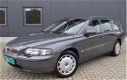 Volvo V70 - 2.5 T Geartronic Bijtel. vriendelijk - 1 - Thumbnail