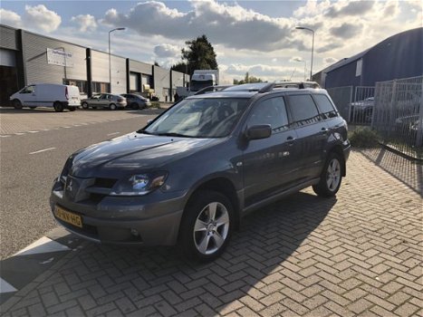 Mitsubishi Outlander - 2.0 Sport 4WD Warrior VERKOCHT - 1