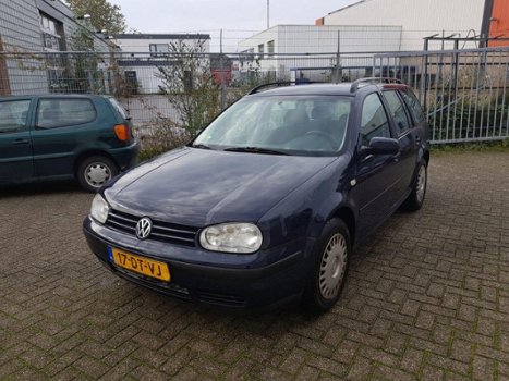 Volkswagen Golf Variant - 1.6 Trendline - 1