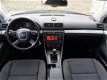 Audi A4 Avant - 2.0 Advance NAVI-PDC-CLIMA-TREKHAAK - 1 - Thumbnail