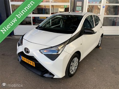 Toyota Aygo - 1.0 VVT-i x-fun/Airco/Bleuthoot/NAP/Cruise - 1