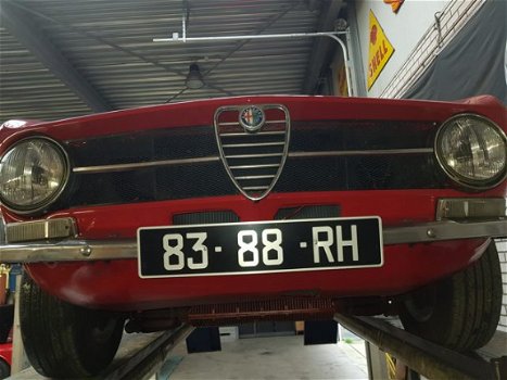 Alfa Romeo GT - 1300 GT jr - 1