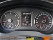 Volkswagen Jetta - 1.6 TDI Highline BlueMotion /Navi/Dealer onderhouden/nieuwstaat - 1 - Thumbnail