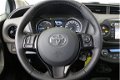 Toyota Yaris - 1.5 Hybrid Aspiration AUTOMAAT + NEDERLANDSE AUTO - 1 - Thumbnail