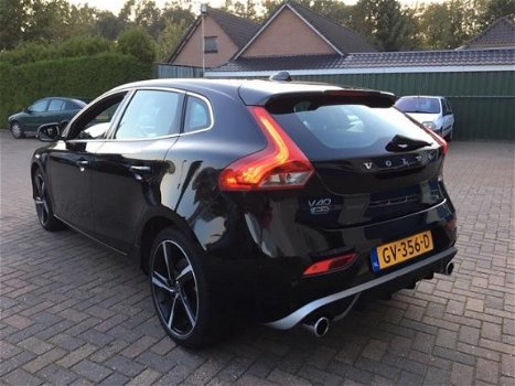 Volvo V40 - 2.0 D2/LED/ALCAN/NAVI/R-DESIGN - 1