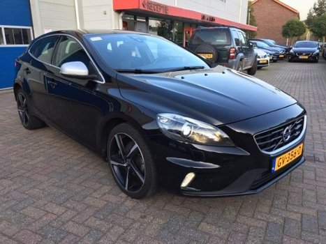 Volvo V40 - 2.0 D2/LED/ALCAN/NAVI/R-DESIGN - 1