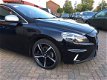 Volvo V40 - 2.0 D2/LED/ALCAN/NAVI/R-DESIGN - 1 - Thumbnail