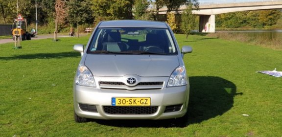 Toyota Corolla Verso - 1.6 VVT-i Terra Navigatie 2e eigenaar airco trekhaak cv op afs elekramen stuu - 1