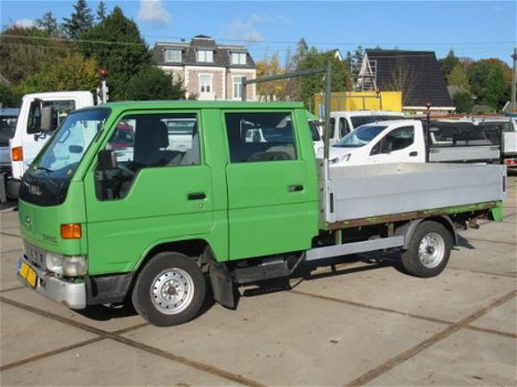Toyota Dyna - 100 2.4D Long Truck Double Cab - 1